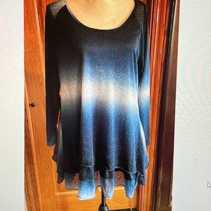 Blue and White ombré 2 tier tunic size M. Sheer sleeves